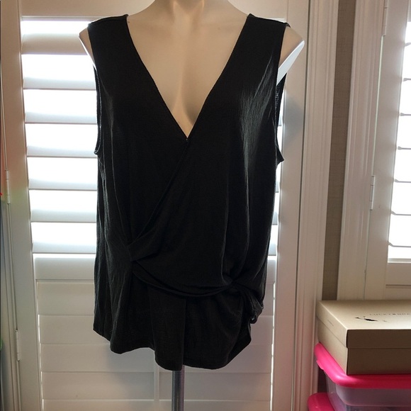 14th & Union Black Sleeveless Wrap Tank Top - Picture 1 of 9